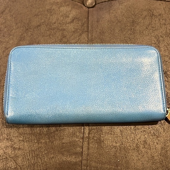 MCM Wallet K7878💙🩵💛 - Picture 4 of 11